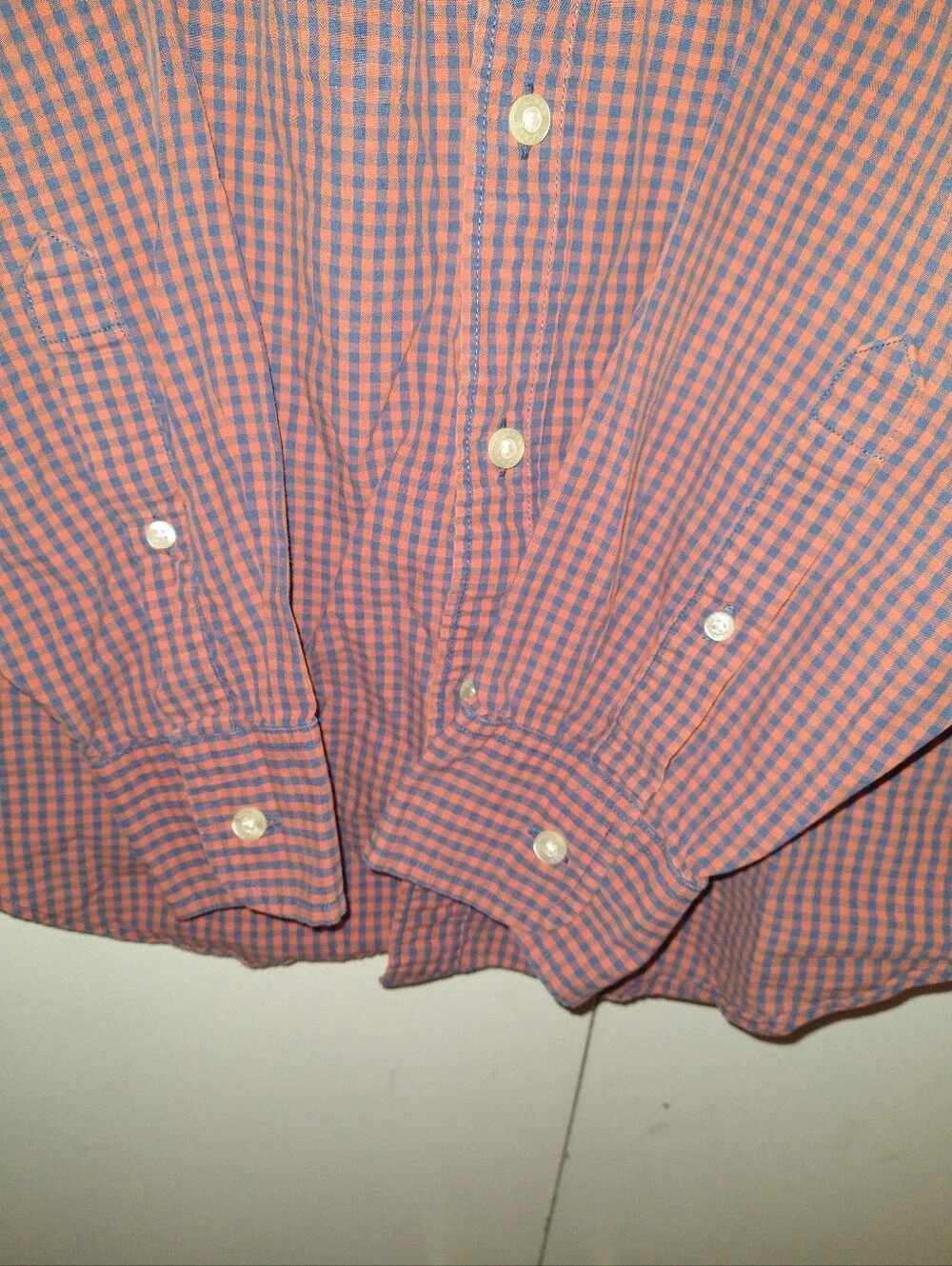 J Crew Checkered Long Sleeve Button Down Shirt Men's sz Medium.